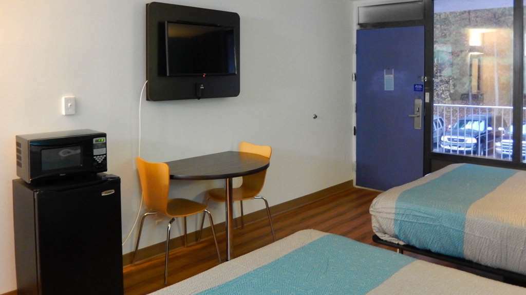 Motel-6 Lagrange Ga Bilik gambar